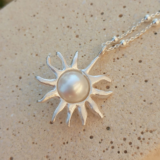 Nucleo (argento e perla giapponese)
