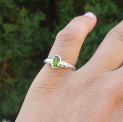 Aura (peridoto)
